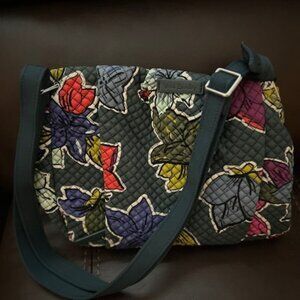 VERA BRADLEY Falling Flowers Zip Purse